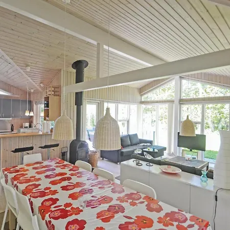 بيت للعطل Awesome In With Kitchen Grenå